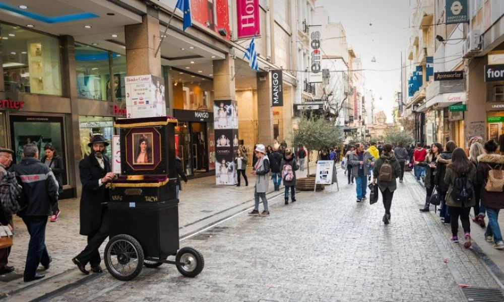 Λιανεμπόριο: ''Επιστροφή'' στην κανονικότητα μετά την άρση του lockdown